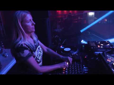 DJ Miss Djax 02.11.2019 Outside World Fun Park Hannover