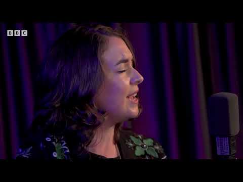 Ciara O'Neill in Session | The Lynette Fay Show