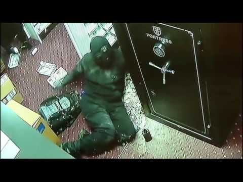 5 GREATEST ROBBERIES CAUGHT  ON CAMERA