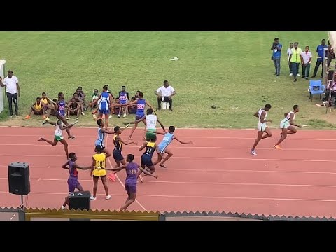 Islamic girls BREAK regional RECORD in 4x400m final. 3:48.47sec. Super Zonals. Ashanti Region. 2025.