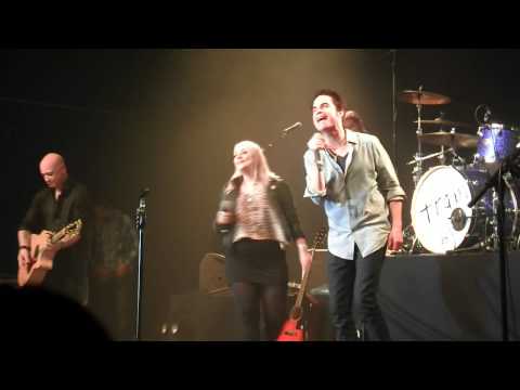 Train - 'Bruises' LIVE @ Manchester Academy 06/05/12