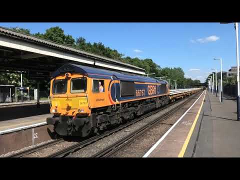 (HD) DB Cargo 66148 'Maritime 7' & GBRf 66767 at Barnes - 21/5/20