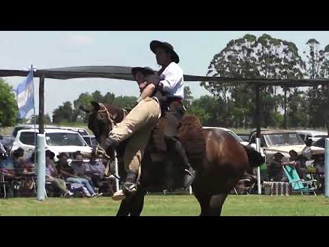 Festival de Jineteada en Villa Mantero - Categ. Grupa - Coord. por Mariano Azcurrain Noviembre 2024