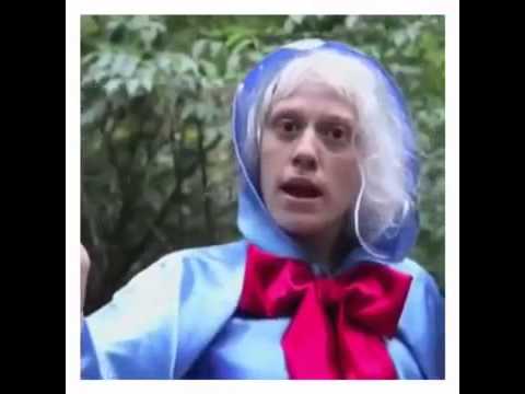 download lagu mp3 mp4 La Canzone Pi Brutta Di Sempre, download lagu La Canzone Pi Brutta Di Sempre gratis, unduh video klip La Canzone Pi Brutta Di Sempre