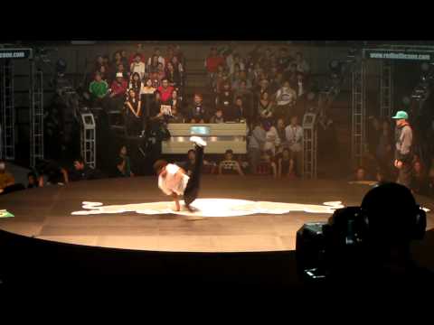 red bull 2010 Kapu vs Luigi [HD]