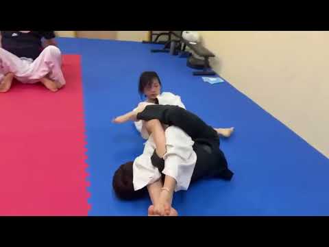 熱い中学女子VS男子柔術スパーリング再編集
