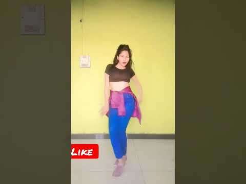 Dance cover by Ahinsha ❤️💫✨like,share, subscribe #dance #trendingshorts #tonykakkar #freefire