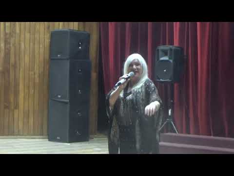 VIKI SREBROVA DAVAJ ME MILA MAMO