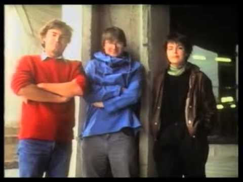 Les Cinéastes de l'association pour le Jeune Cinéma Québécois (1985) by G. Courant - Groupe #7