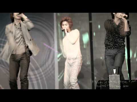101001 Taemin tummy flashes fancam #2 @  Petition Life Festival