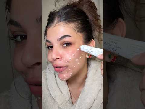 ⁨ ‏ليش هيك شكلها بشرتك🧐⁩