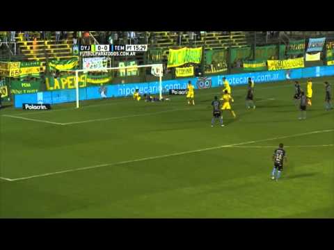 Milagro en el área de Defensa. Defensa 0 - Temperley 0. Fecha 10. Primera División 2015. FPT.