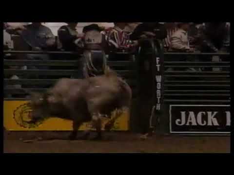 MoBetta bucks Lynn Uptmor - 97 PBR Ft. Worth