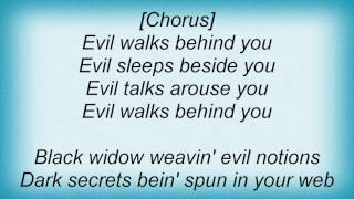 Ac Dc - Evil Walks Lyrics