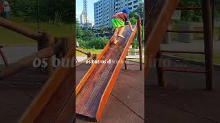 ???? “Matheus no Escorrega ???? Diversão no Parque” porque brincar é importante!