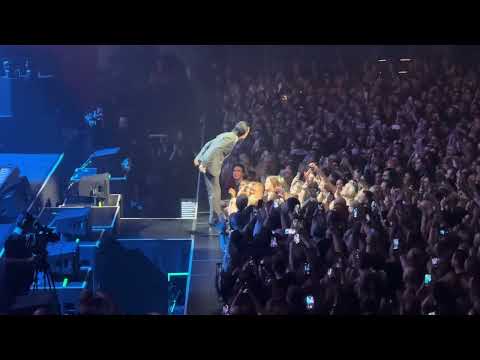 Nick Cave - "… PUT YOUR F**KING PHONES AWAY! …" Kraków