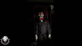 Video de Prop Saw - Billy the Puppet Deluxe Prop (w/ sound & motion)