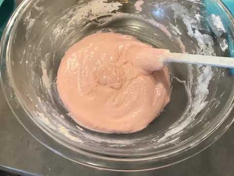 DIY Raspberry Macarons