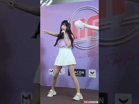 [ Fancam Aki CMJ ] Cat Slave - Iconic idol Fest