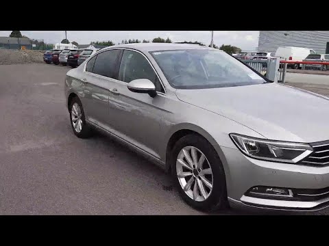 151KE1898 - 2015 Volkswagen Passat PASSAT 1.6TDI 120BHP HIGHLINE WITH AMBIE...