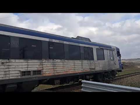 Trenul RC R 11427 Iași - Dorohoi sosește și pleacă din Halta Corlăteni