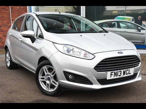Used Ford Fiesta 1.25 82 Zetec 5dr Moondust silver 2013