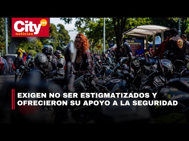 Motociclistas y conductores particulares se movilizaron por las calles de Bogotá