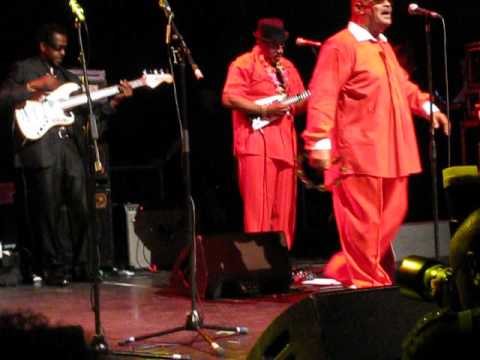 Crown Heights Affair - William Anderson Guitar solo -  Live in London June 2013