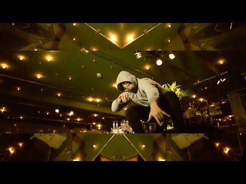 Trettmann - Raver (prod. by KitschKrieg) // JUICE Premiere