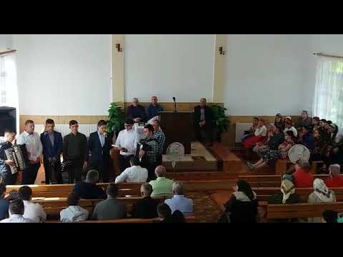 UN GRUP DE FRAȚI DIN VICOV DE SUS...BISERICA BETEL MITOC PRUT JUD. BOTOSANI
