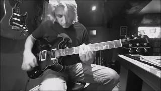 Video thumbnail for YAMAHA SA 500 GUITAR HOLLOWBODY BLUESY by Guitar Lessons Made Easy