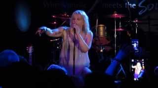 Courtney Love sings Petals- Summer Tour 2013