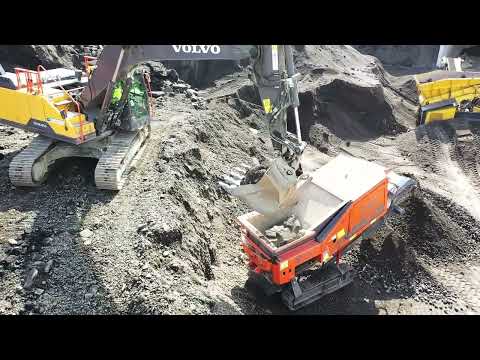 IMPAKTOR 250 evo - Zerkleinerung von Asphalt