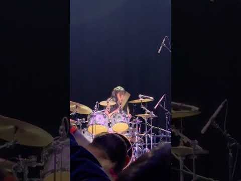 QWER 지구정복 in Minneapolis