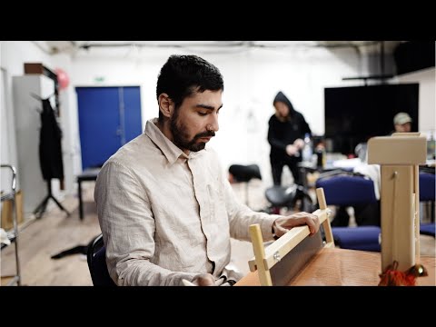 "Eihän mulla ollut mitään käsitystä, mikä vehje toi on!" Haastattelussa näyttelijä Karim Rapatti