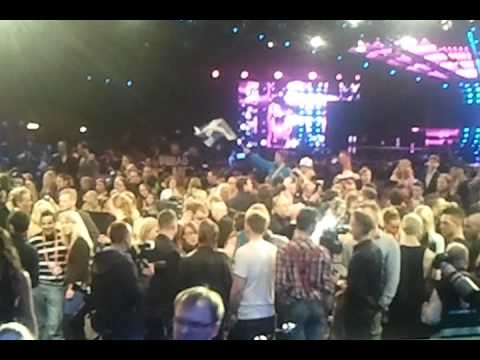 a look at the artists in the green room - after the Melodifestivalen 2012 final