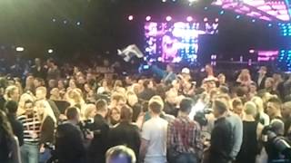 a look at the artists in the green room - after the Melodifestivalen 2012 final