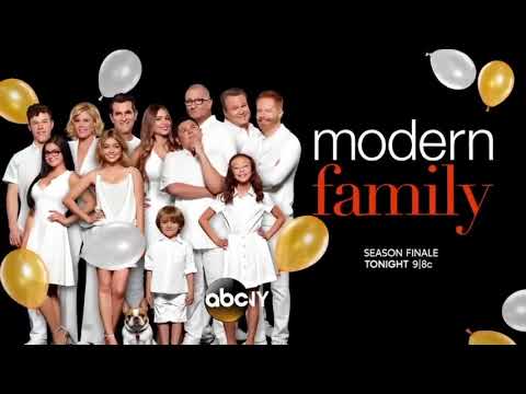 MODERN FAMILY 9x22 SEASON FINALE   CLASH OF SWORDS