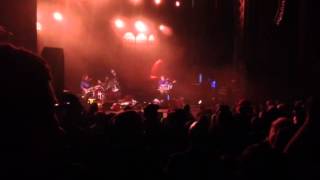 Les Claypool calls out a heckler at the Dallas Primus show (11/16/2014)