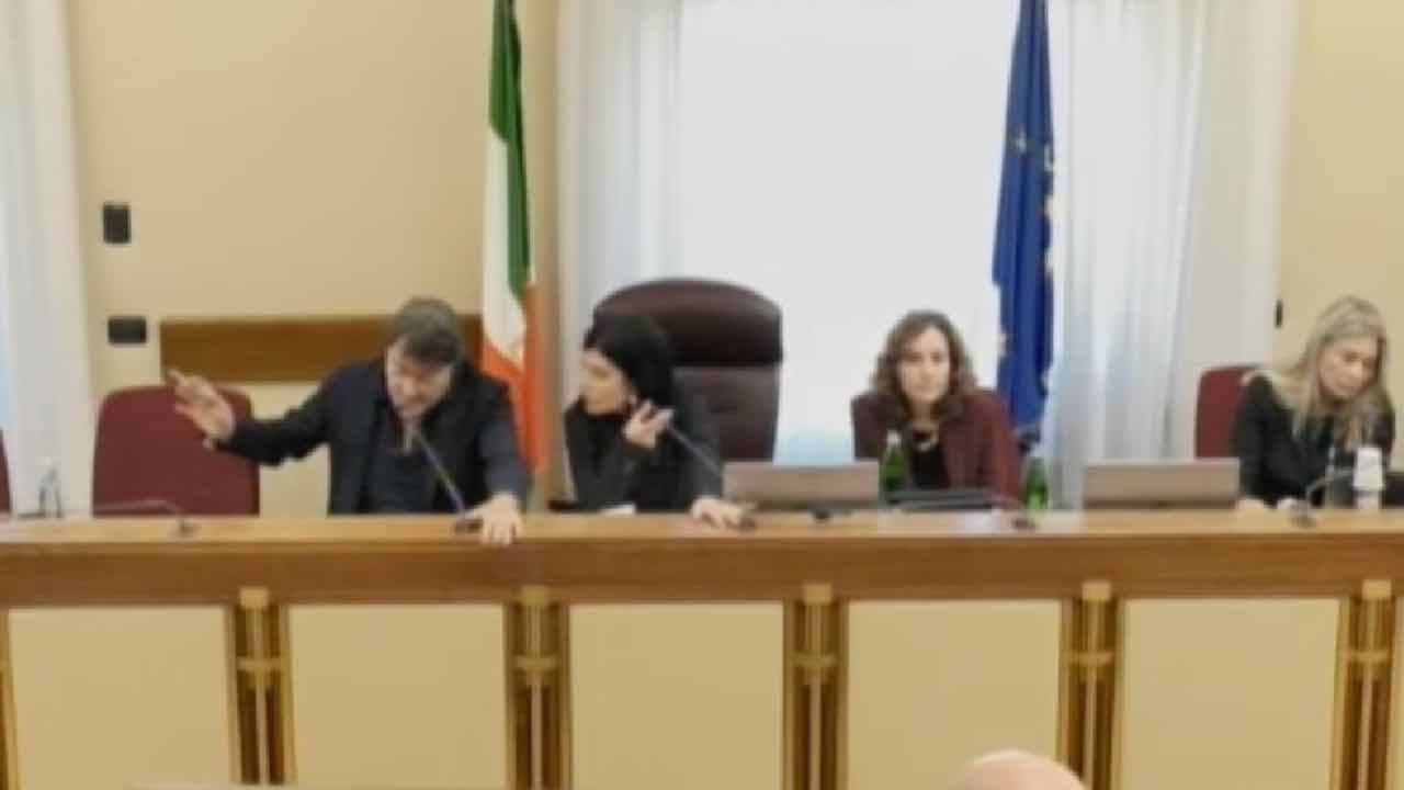 BOTTA E RISPOSTA TRA GASPARRI E RANUCCI IN COMMISSIONE ANTIMAFIA