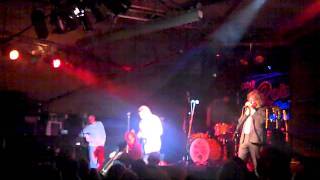 The Pretty Things - Two blues numbers - Robin 2, Bilston - 10/2/12 .AVI