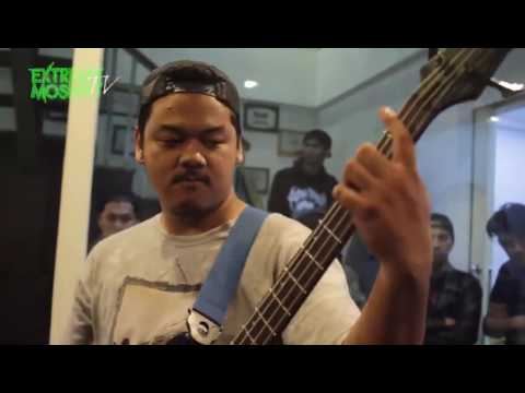 Extreme Moshpit TV live episode PLASMOPTYSIS (Official Teaser)