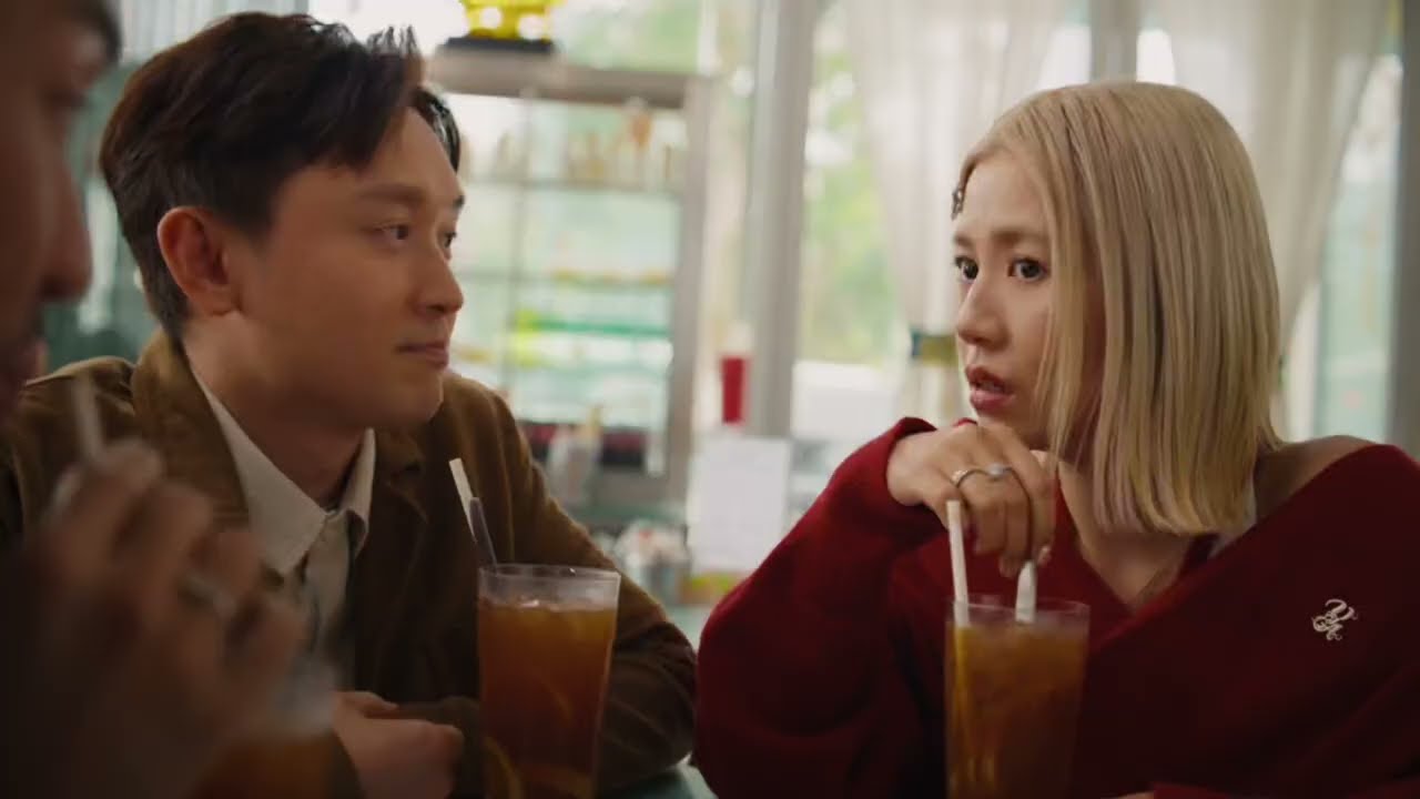 Miniature de la vidéo Official UK Trailer [Subtitled] du film UFO離奇命案