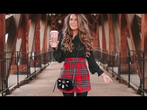 "Trendy Christmas Outfit Ideas for Women!"