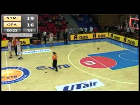 KOŠ PŘES CELÉ HŘIŠTĚ - VLADO ILIEVSKI, ČEZ BASKETBALL NYMBURK