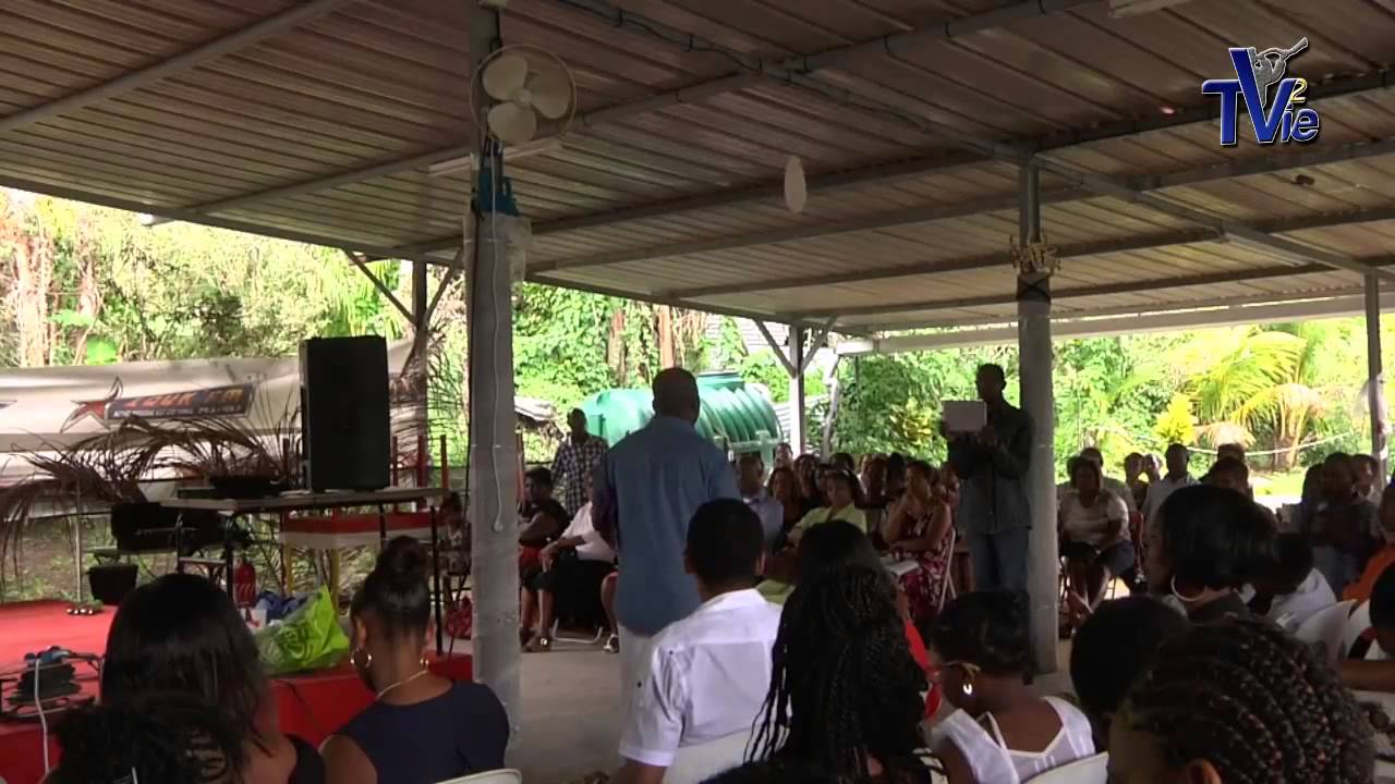 Thumbnail of video: La guérison divine - Martinique (19/04/15) 