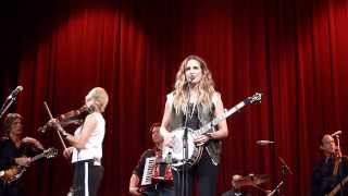 Court Yard Hounds - Lil' Jack Slade (Dixie Chicks song) - Fargo Theatre 8/1/2013