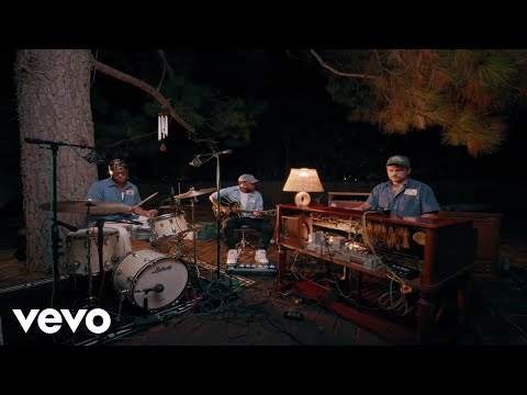 Corey Fonville & Sam Fribush & Morgan Burrs – I Couldn’t Love You More