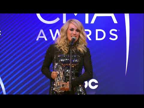 Carrie Underwood Stops By Backstage at the 2018 CMA Awards