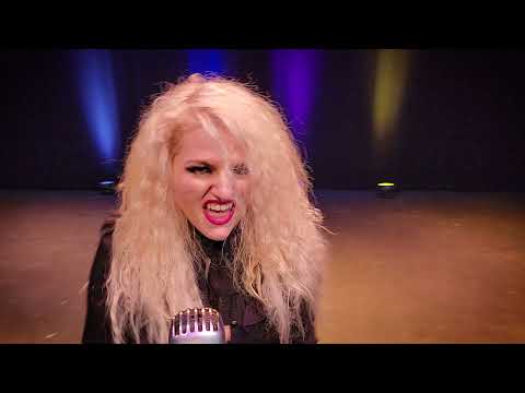 "Jolene" - Mad Gallica's One Woman Band Cover